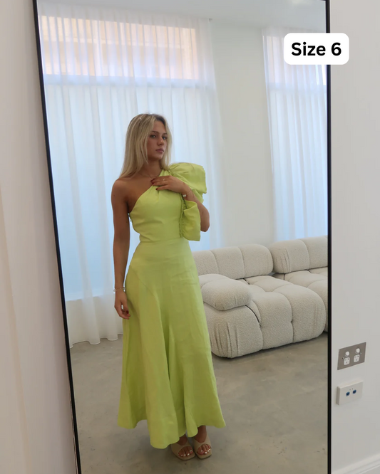 AJE Bonjour Asymmetric Midi Lime