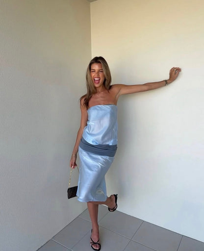 Mode Mischief Blue Melt Panel Midi Dress