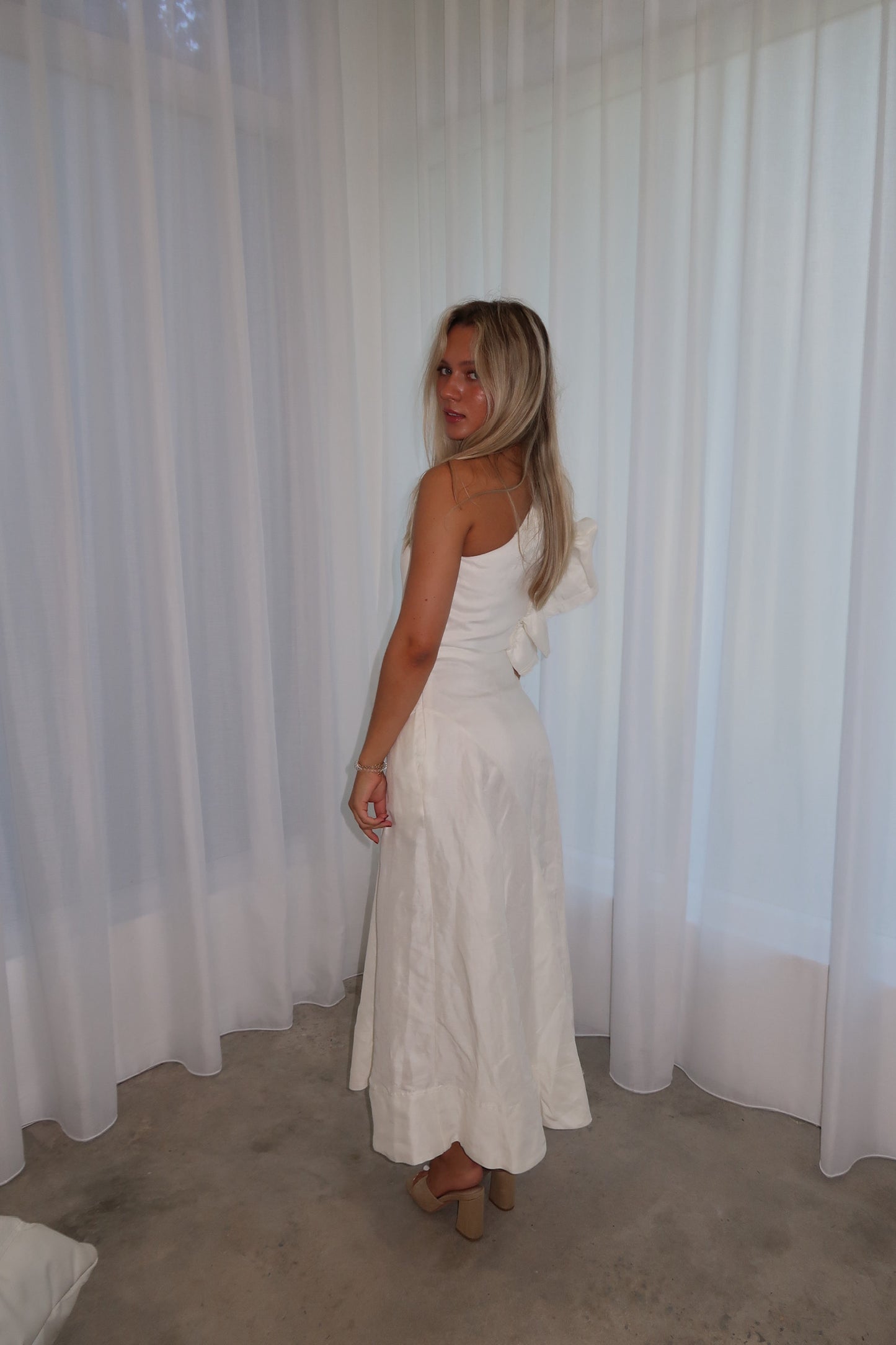 AJE Bonjour Asymmetric Midi White