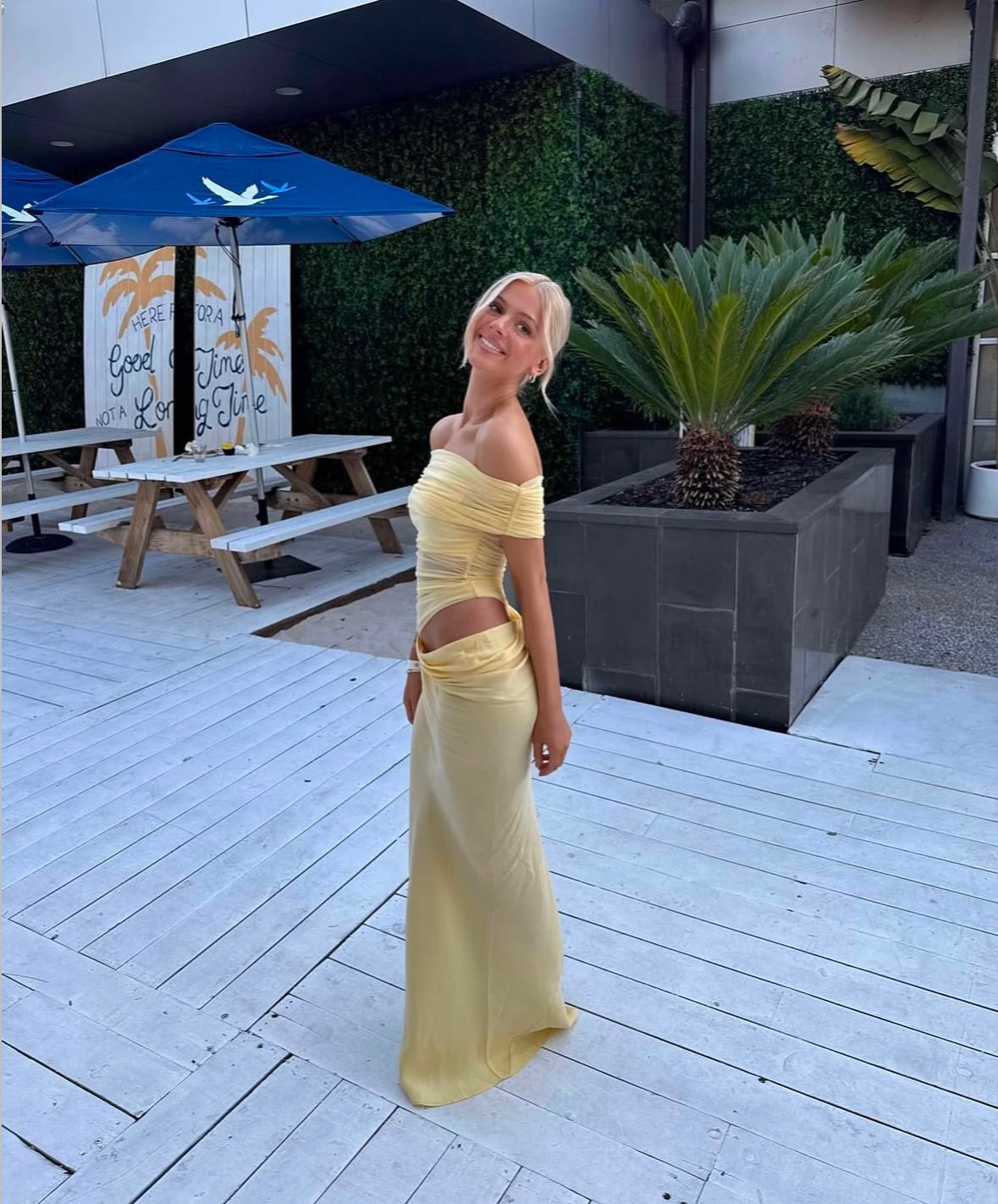 Benni Nico Off-Shoulder Maxi Dress Yellow