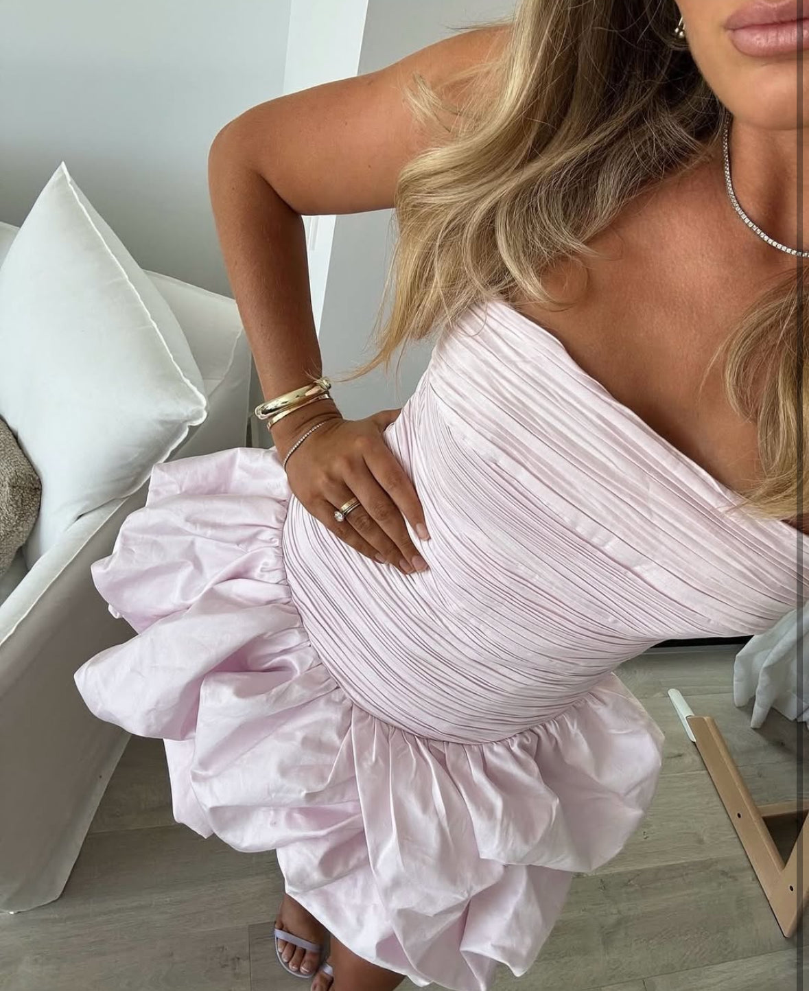 AJE Violette Bubble Hem Mini Light Pink