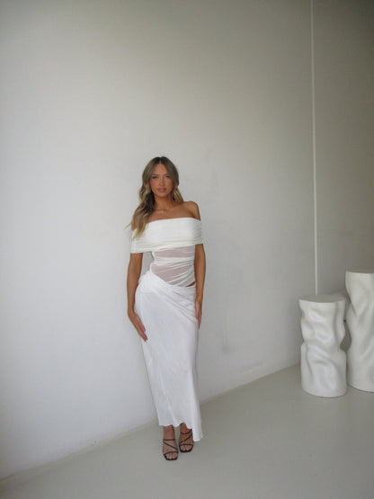 Benni Nico Off-Shoulder Maxi Dress White